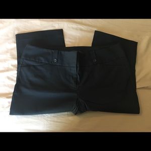 NWOT: The Limited Exact Stretch Capris 16
